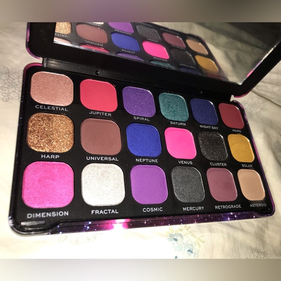Makeup Revolution Forever Flawless Shadow Palette - Constellation New - Picture 2 of 10